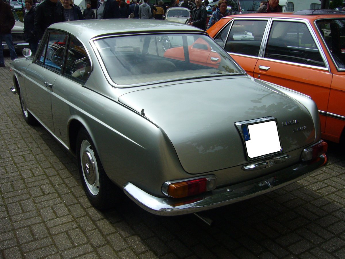 Heckansicht eines Lancia Flavia Coupe des Modelljahres 1966. Oldtimertreffen Essen-Kettwig am 01.05.2018.