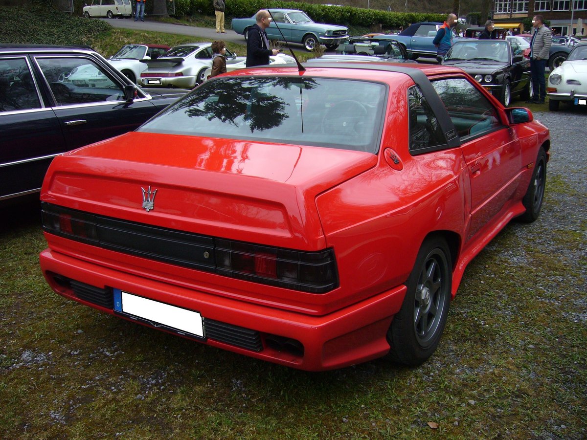 Heckansicht eines Maserati Shamal. 1989 - 1995. Oldtimertreffen  Schwarzwaldhaus  Mettmann am 08.04.2018.
