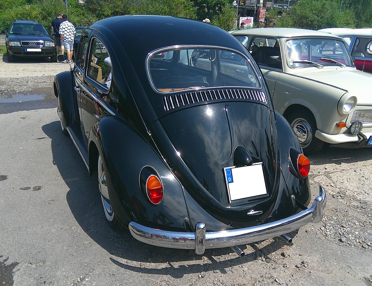 Heckansicht eines VW Typ 1  K�fer  des Modelljahres 1959. 18. Oldtimerfestival an der  Alten Dreherei  in M�lheim an der Ruhr am 21.06.2026. 