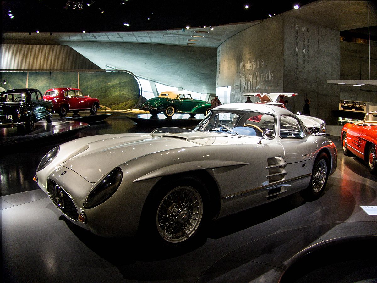 Historischer Mercedes-Benz 300 SLR. Foto: 30.11.2012 Mercedes-Benz Museum.