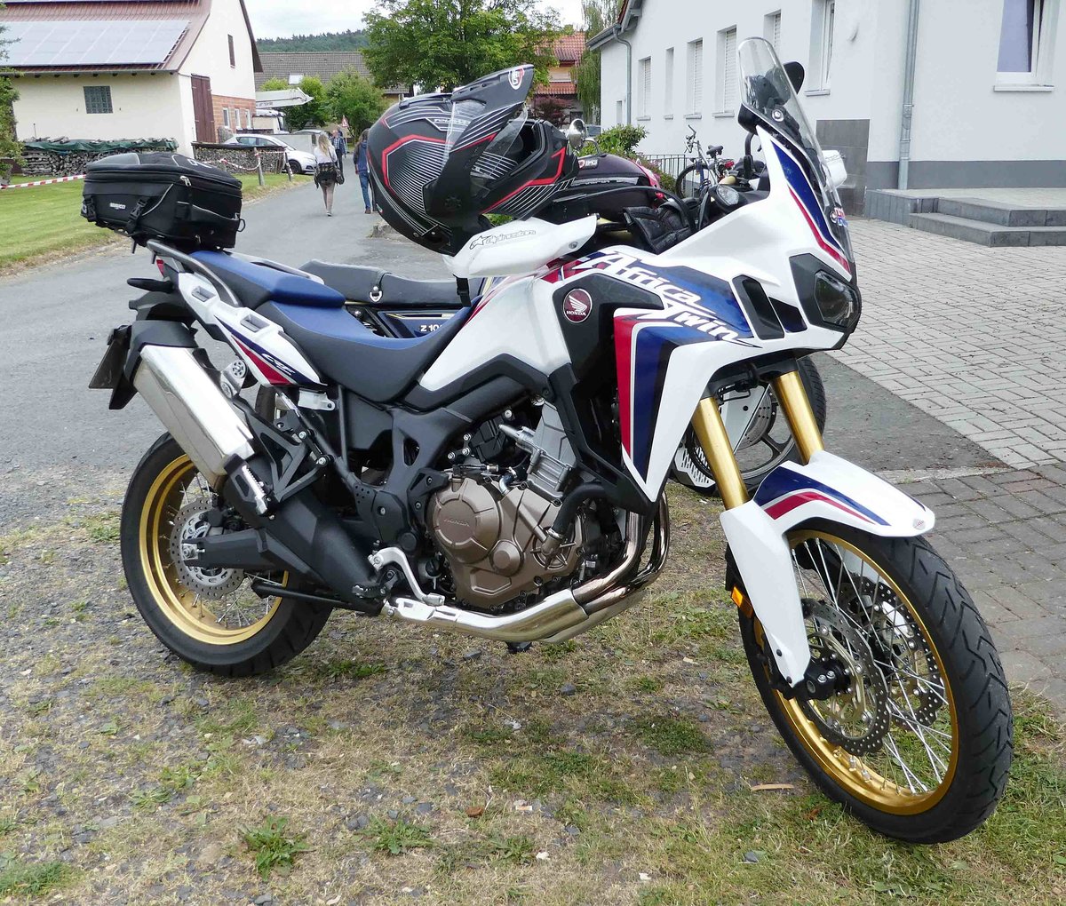 =Honda Afrika Twin, gesehen bei den Motorrad-Oldtimer-Freunden Kiebitzgrund im Juni 2018