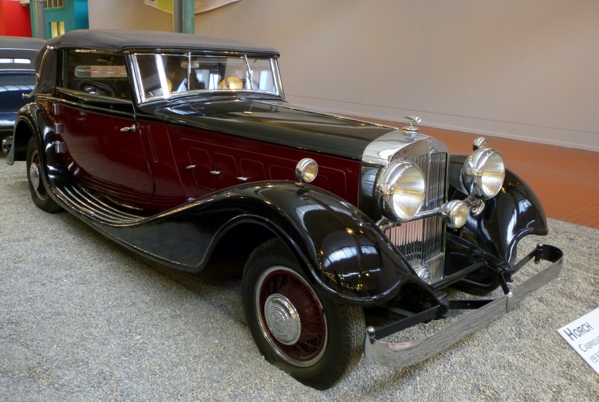 Horch Cabriolet 670, deutscher Oldtimer, Baujahr 1932, 12-Zyl.Motor mit 5990ccm und 120PS, Vmax.140Km/h, Automobilmuseum Mlhausen, Nov.2013