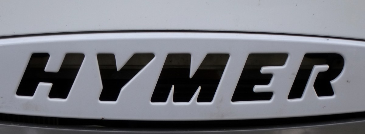 Hymer, Schriftzug an der Front eines Reisemobils, die Firma in Bad Waldsee/Oberschwaben gehrt zu den grten Herstellern von Wohnmobilen und Caravans in Europa, Okt.2013