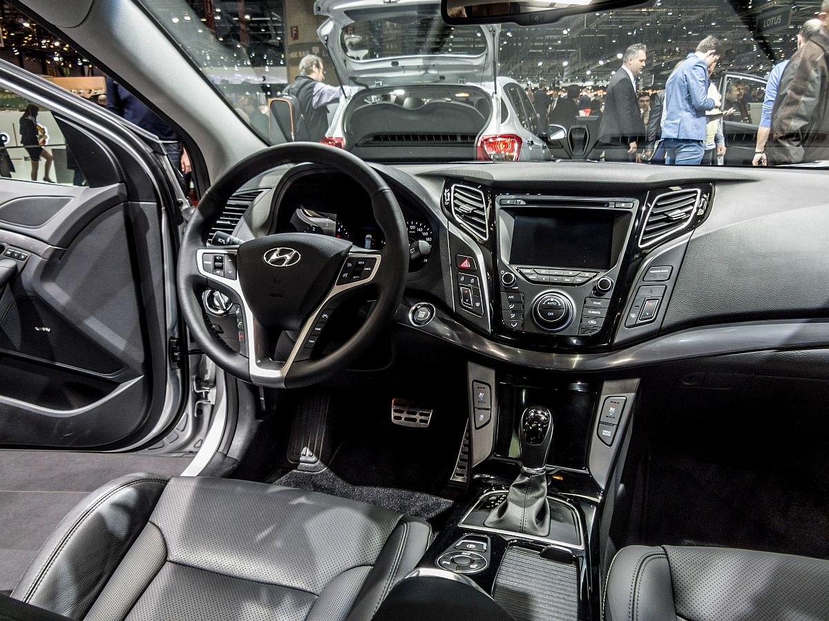 Hyundai i40 Facelift, Interieurfoto. Autosalon Genf 06.03.2015