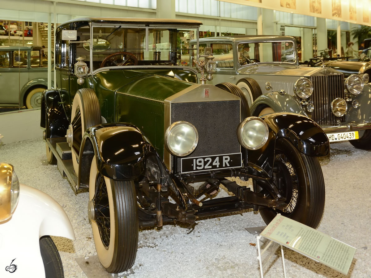 Im Auto- und Technikmuseum Sinsheim steht ein Rolls Royce Silver Ghost von 1924.