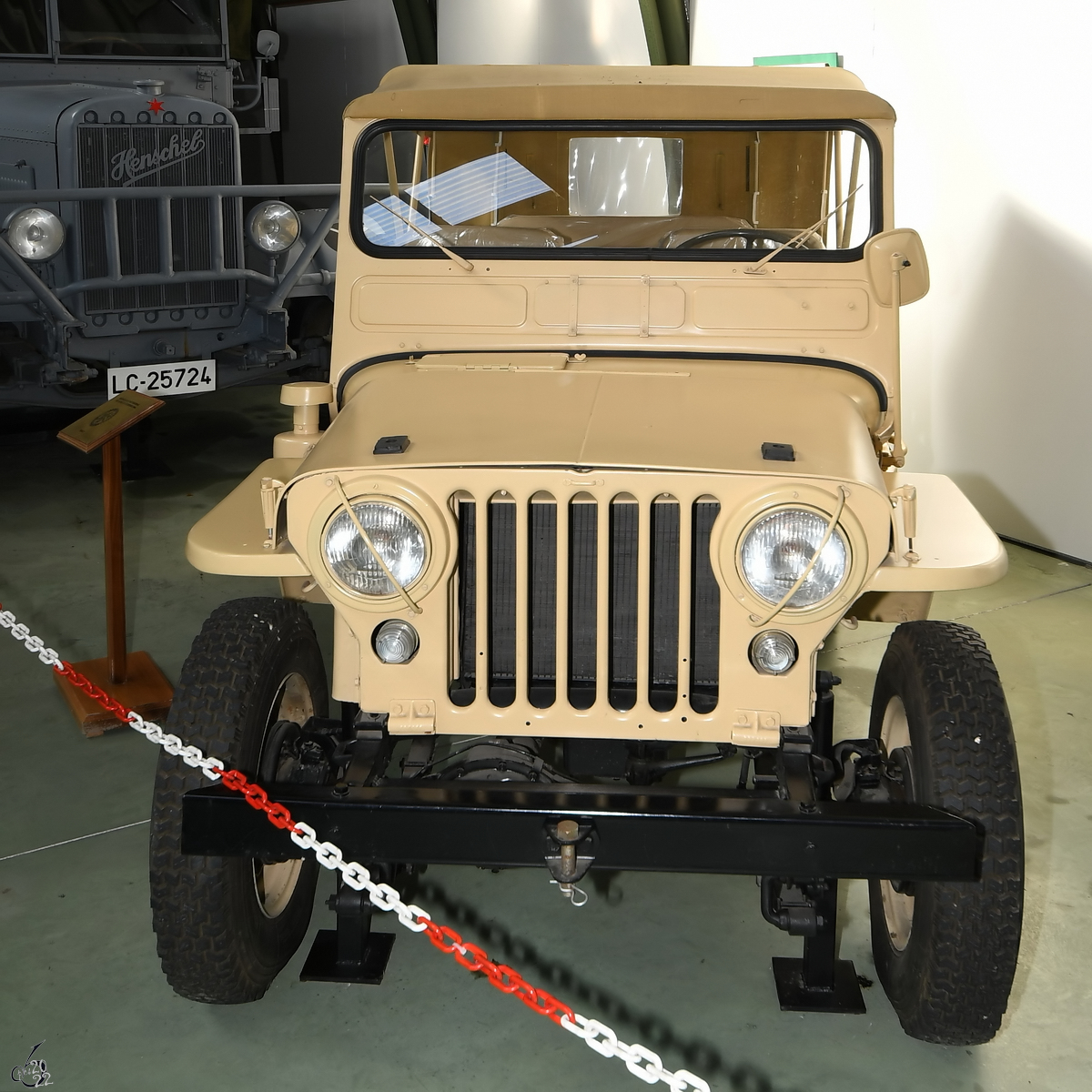 Im November 2022 war ein Willys MB Jeep der spanischen Luftwaffe im Museo del Aire in Cuatro Vientos ausgestellt.