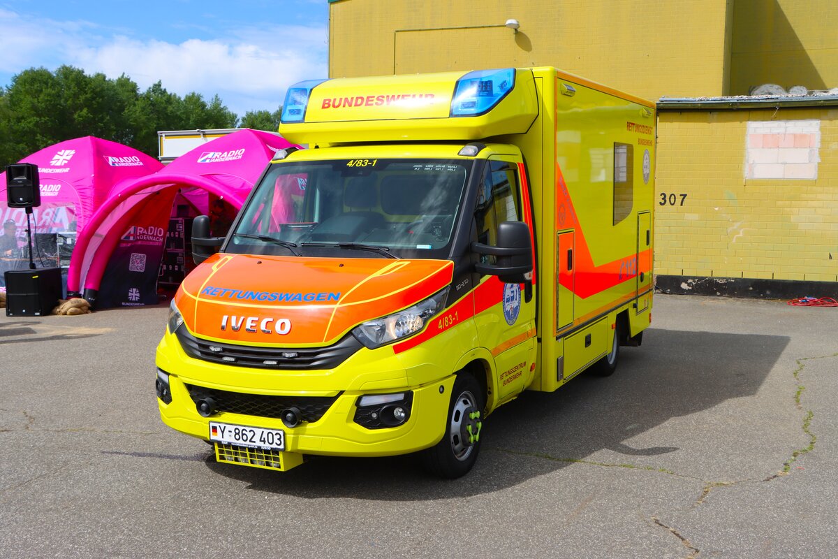 IVECO Daily RTW Bundeswehr Krankenhaus Koblenz am 06.06.26 beim Tag der Bundeswehr in Kastellaun 
