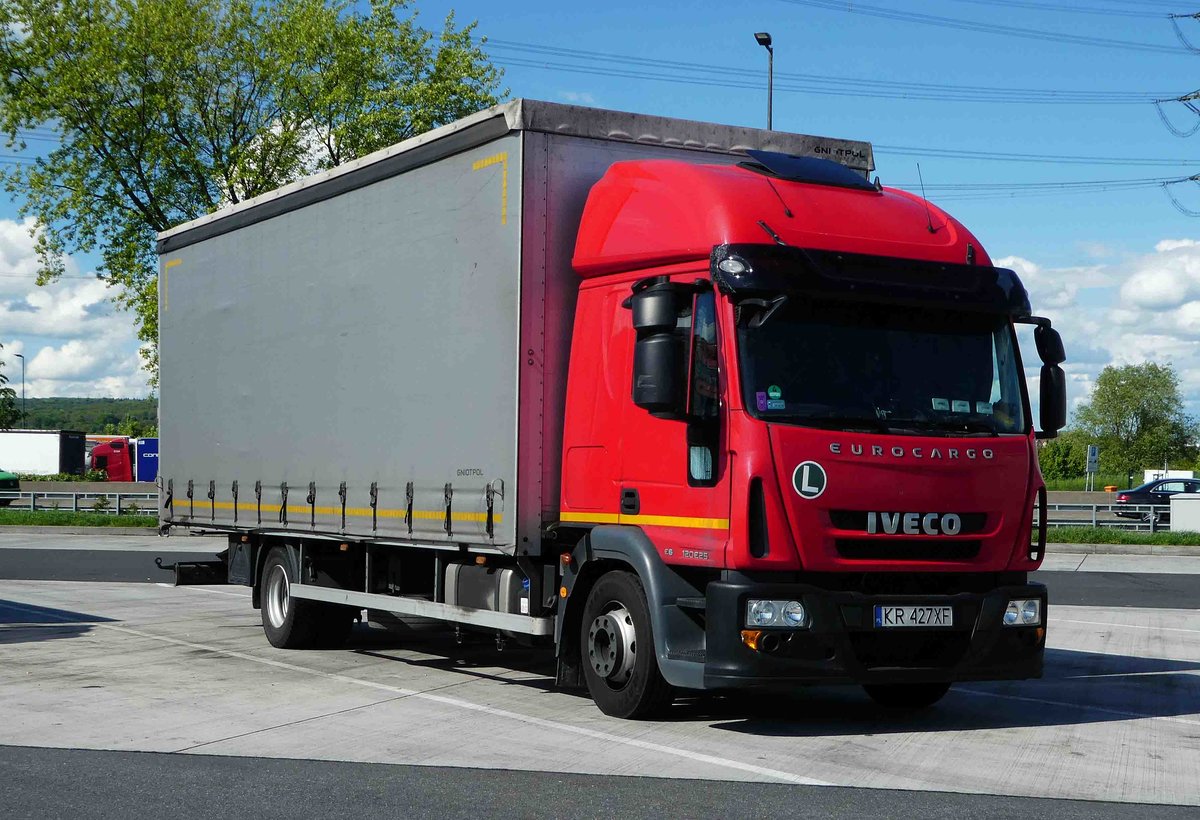 Iveco - LKW rastet im Mai 2017 an der A 3