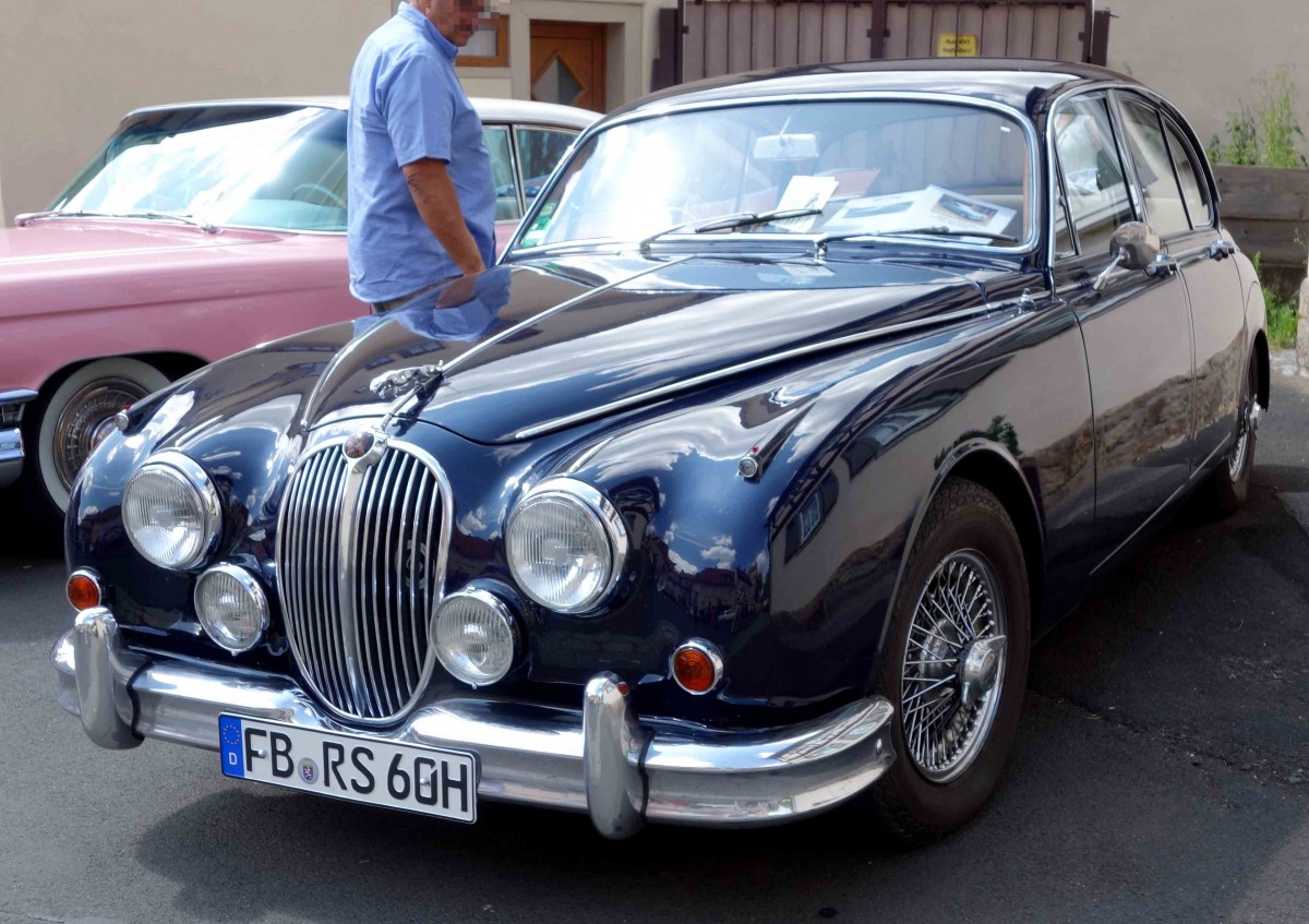 Jaguar MK II 3.4, Bj. 1964, 210 PS, steht bei den Fladungen Classics, Juli 2014