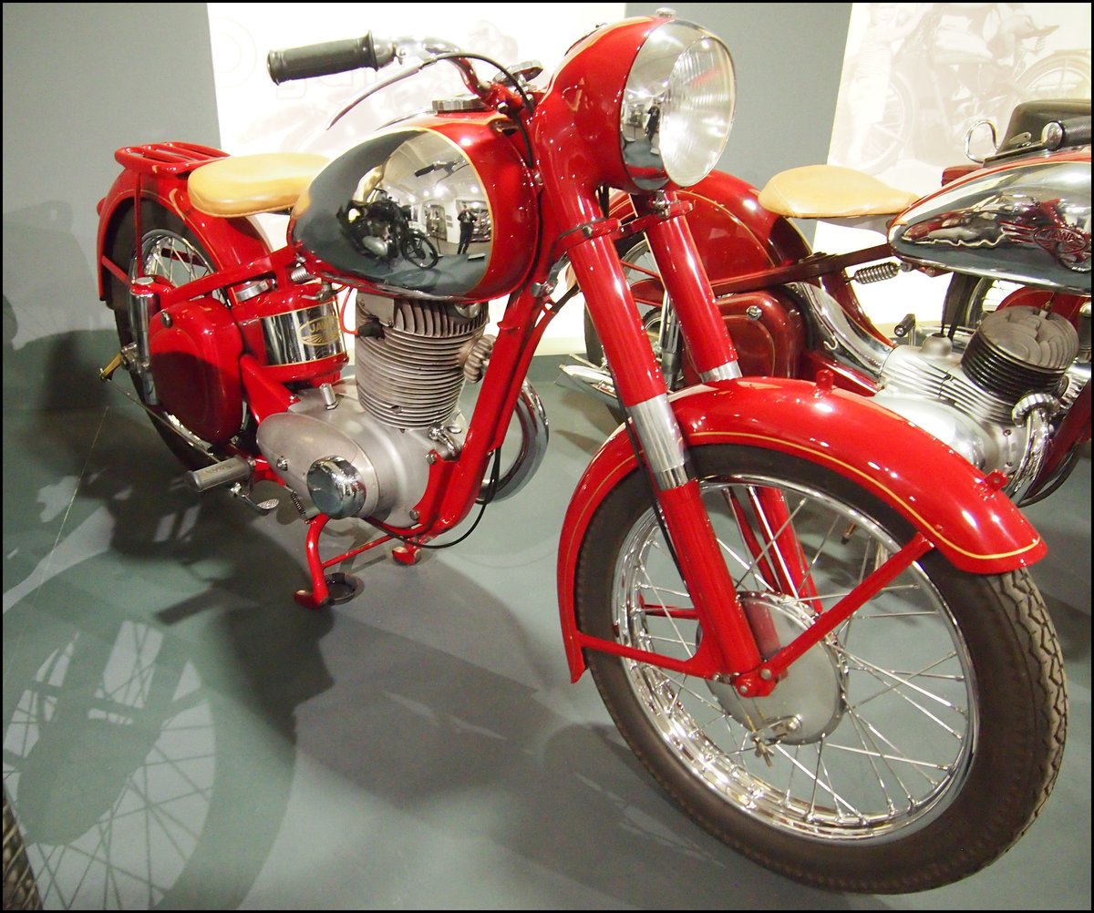 Jawa 350 OHC 1946, Sonderausstellung Jawa in Nationales Technisches Museum Prag am 8.1.2020