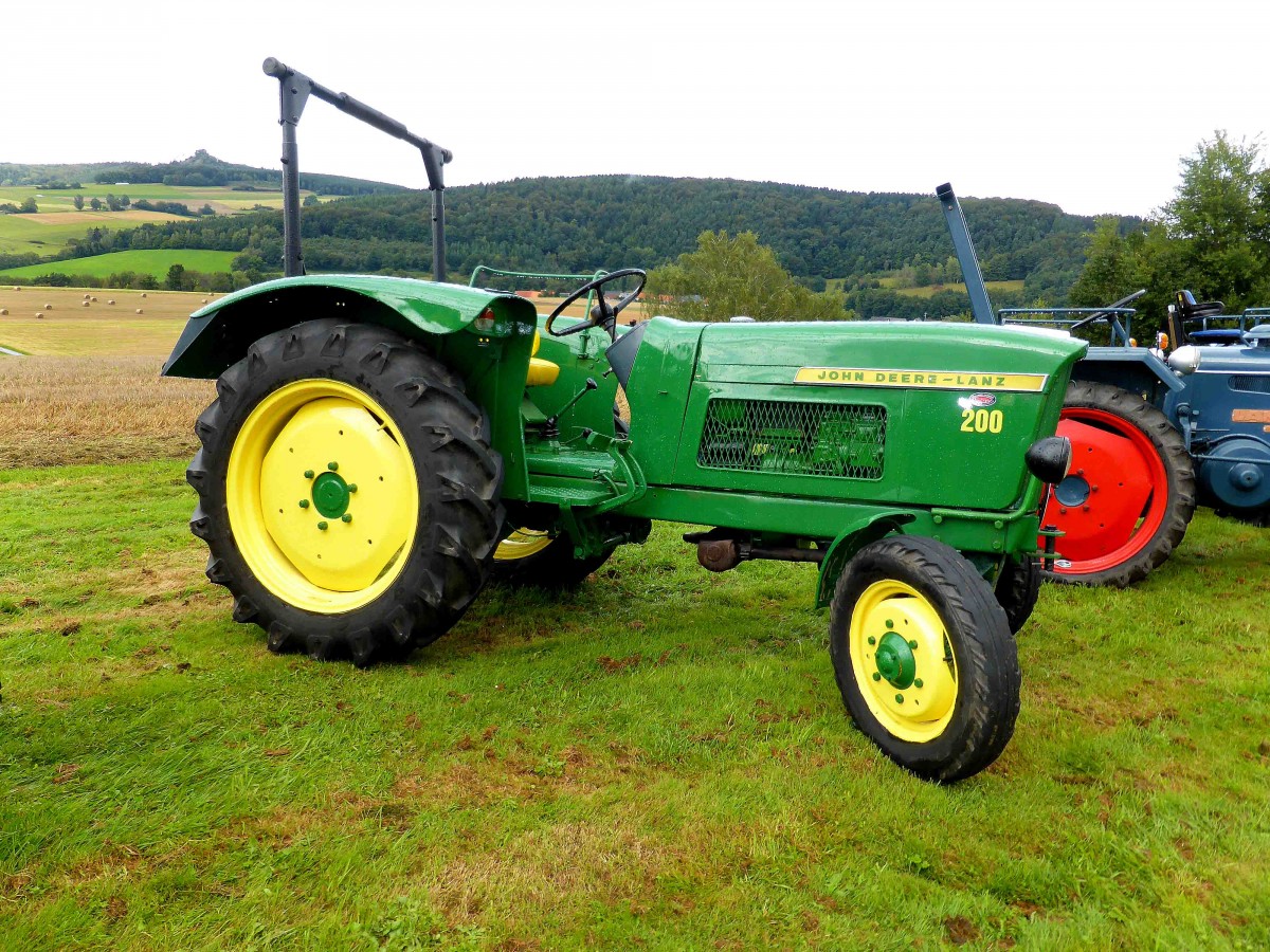 John Deere - Lanz 200 wird präsentiert beim Lanz & John Deere - Treffen in Kirchheim am See, August 2014