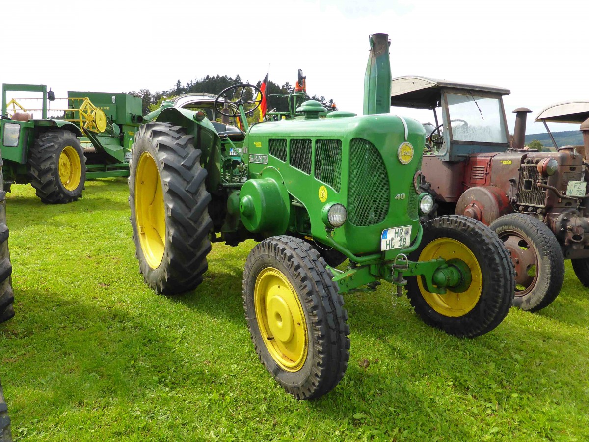 John Deere - Lanz 4040, gesehen beim Lanz & John Deere - Treffen in Kirchheim am See im August 2014