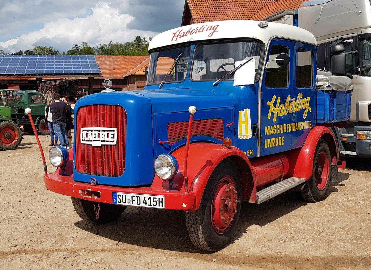 =Kaelble 415 Z, Bj. 1958, 7000 ccm, 95 PS, steht auf dem Ausstellungsgelände der Traktorfreunde Wiershausen am Klostergut Hilwartshausen, 05-2023