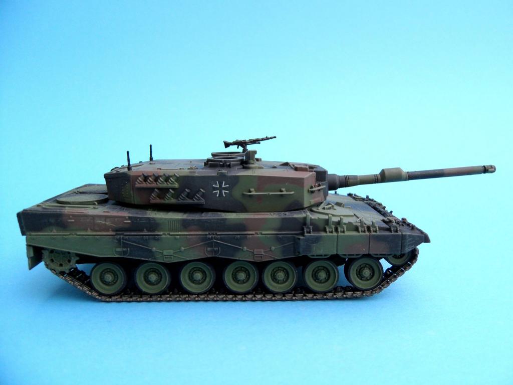 Kampfpanzer Leopard 2A4, Panzer-Lehrbataillon 93, von Dragon Armour in 1;72