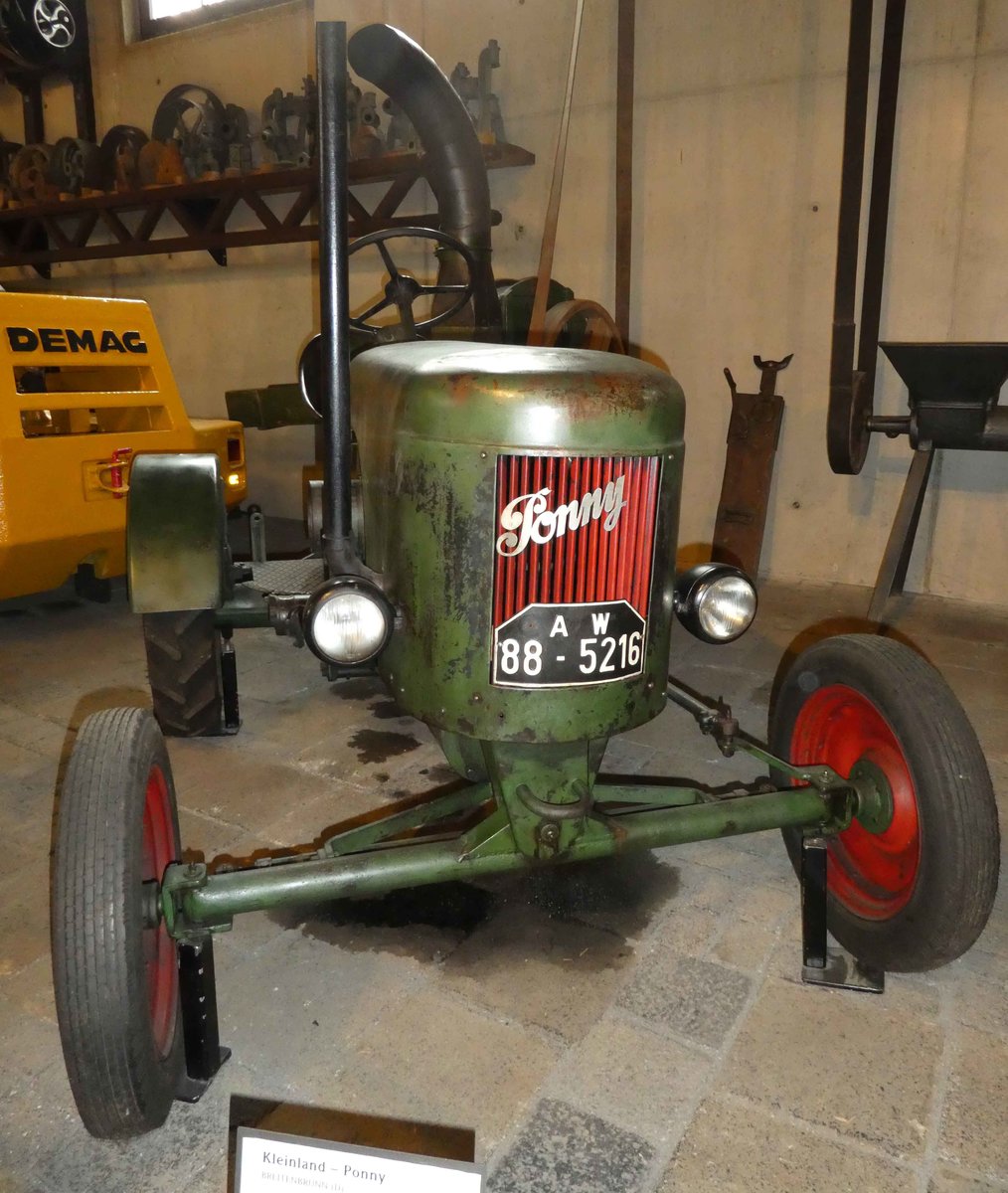 =Kleinland Ponny aus Breitenbrunn/Allgäu, Bj. 1952, 700 ccm, 6-8 PS, ausgestellt im Auto & Traktor-Museum-Bodensee, 10-2019
