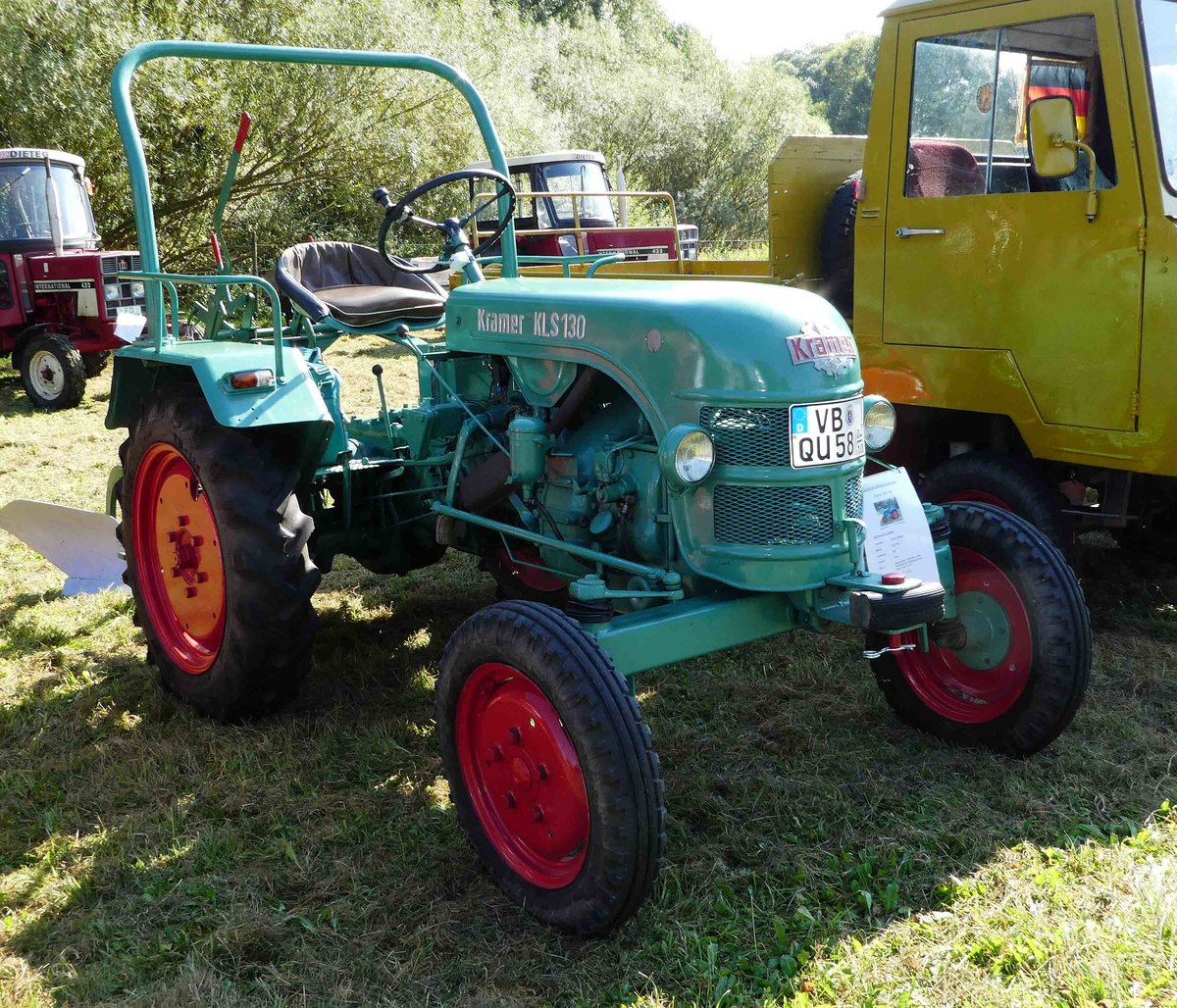=Kramer KLS 130, gesehen in 36088 Hünfeld-Michelsrombach im September 2016