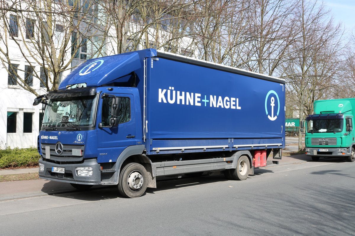 Kühne+Nagel Mercedes Benz Atego am 02.04.18 in Mainz Hechtseim 