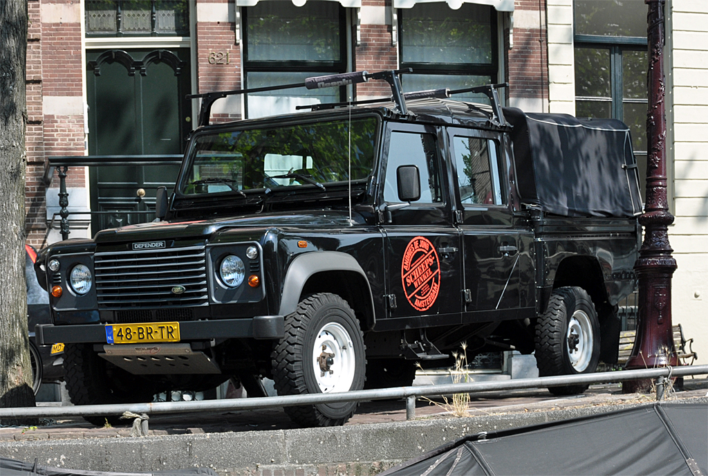 Landrover Defender 130 TDS in Amsterdam - 23.07.2013