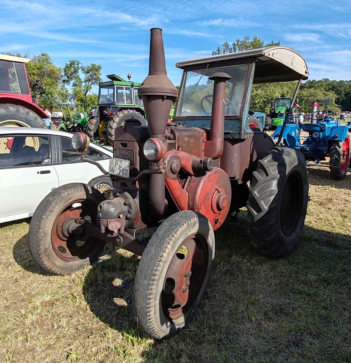 =Lanz-Bulldog, ausgestellt bei der Oldtimerausstellung der OLDTIMERFREUNDE OHMTAL in Dannenrod, 09-2025