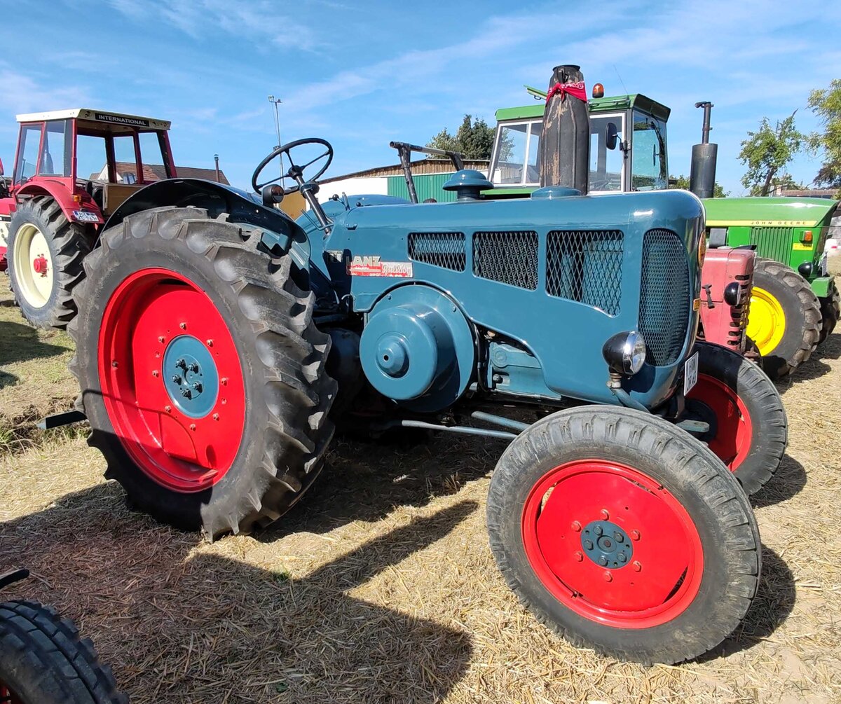 =Lanz, präsentiert bei der Oldtimerausstellung der OLDTIMERFREUNDE OHMTAL in Dannenrod, 09-2025