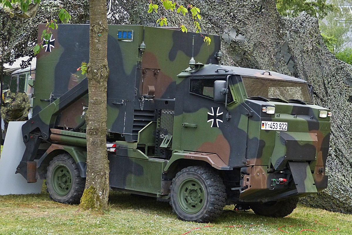 LKW unbekannter Marke der Bundeswehr, zu Gast am Tag der offenen Tür bei der luxemburgischen Armee. 10.07.2022