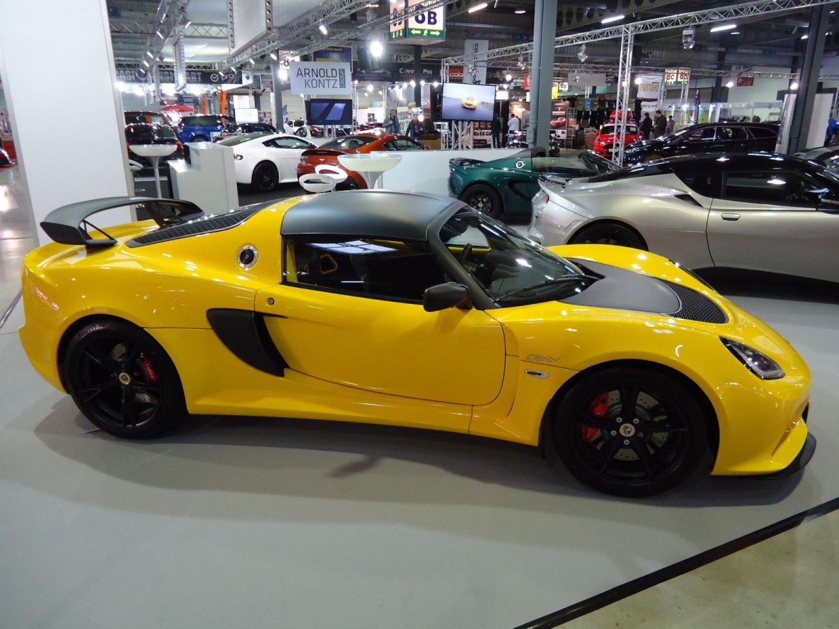 Lotus Exige auf der International Motor Show in Luxembourg, 20.11.2015