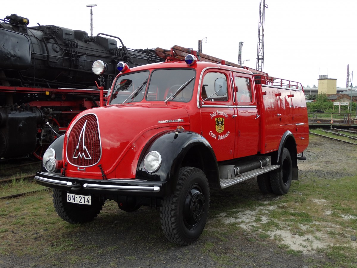 Magirus Deutz Feuerwehr Auto am 03.05.14 in Hanau 