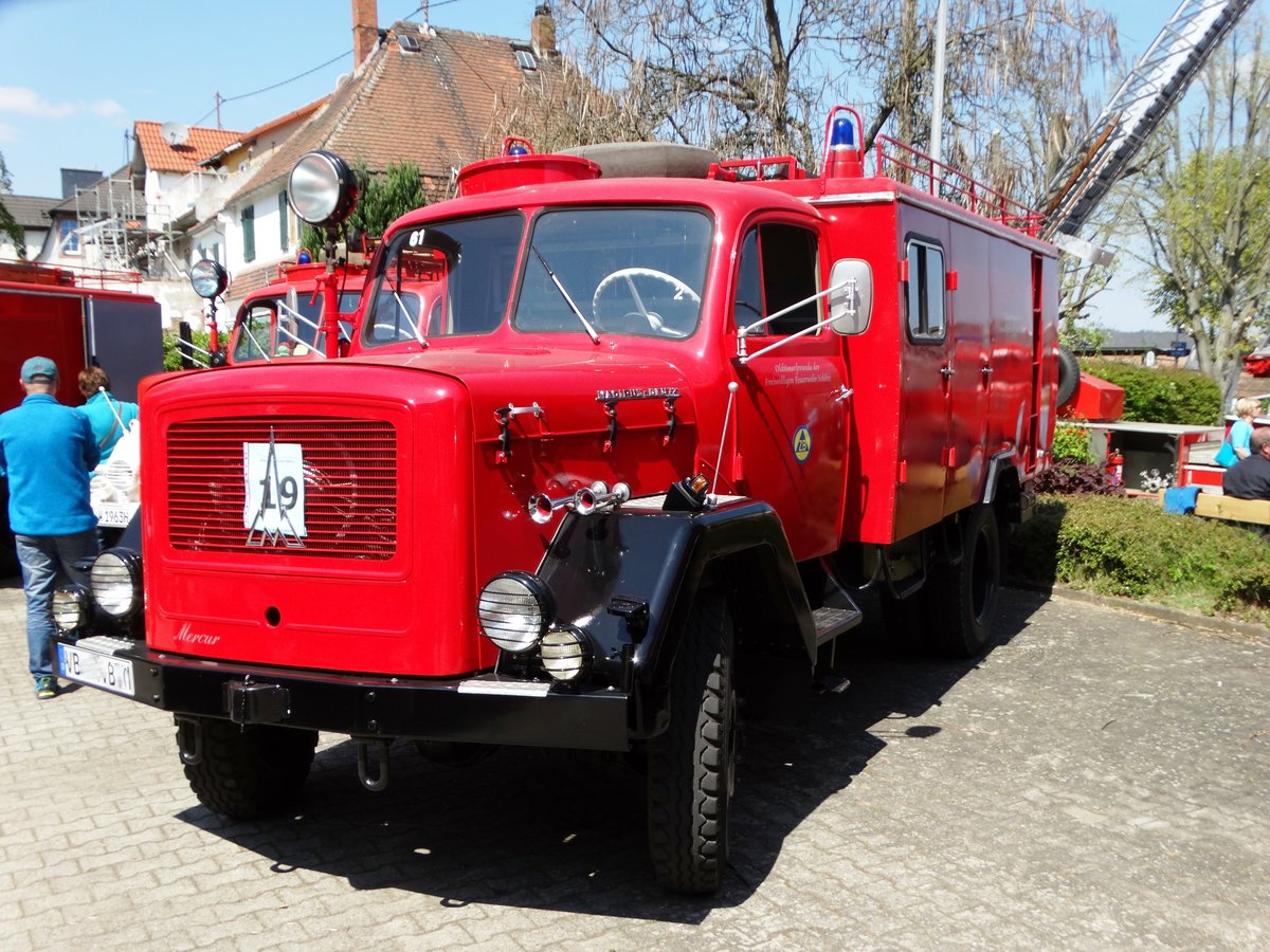 Magirus Deutz Hauber Oldtimer Feuerwehr Wagen am 30.04.17 beim Bahnhofsfest in Stockheim