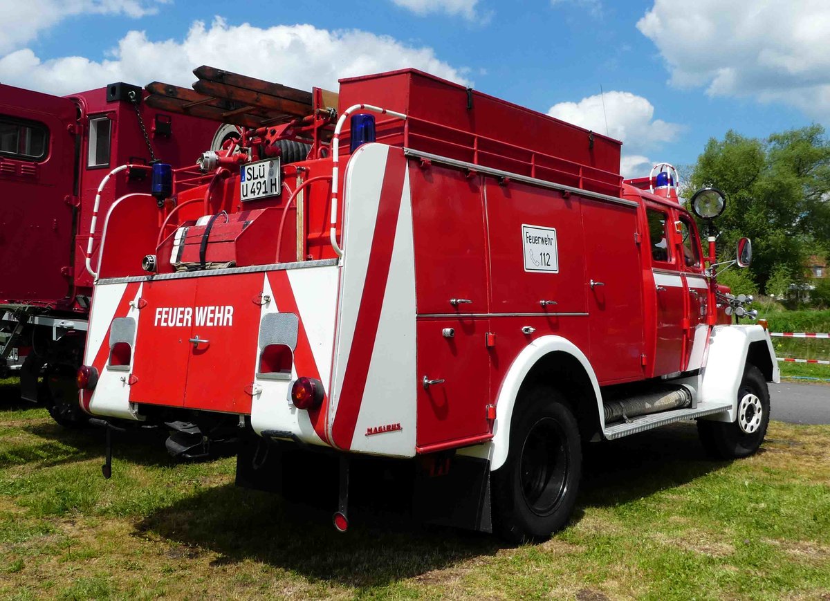 =Magirus Mercur als Löschgruppenfahrzeug LF 16 der Feuerwehr SALMÜNSTER, steht im Mai 2017 in der Burgenstadt Schlitz
