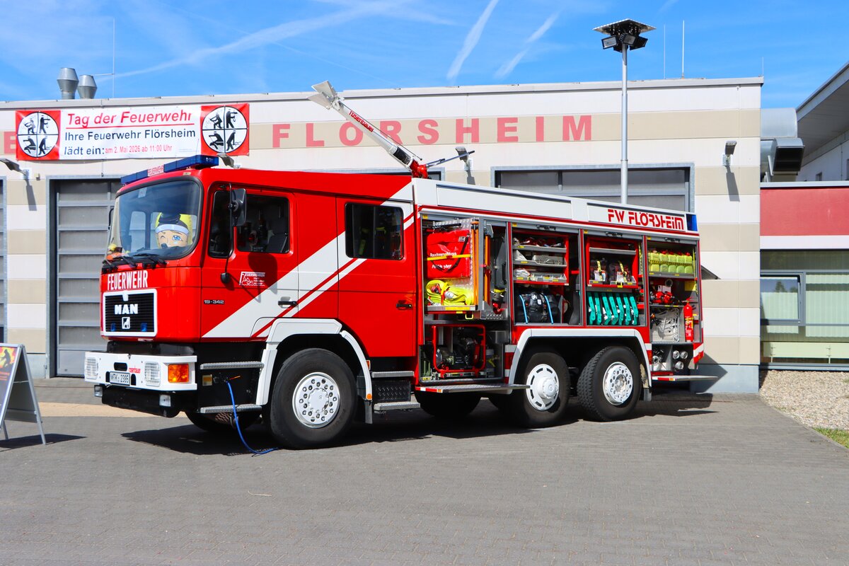 MAN 24.342 GTLF (Florian Fl�rsheim 1-29) der Feuerwehr Fl�rsheim am 02.05.26 in Fl�rsheim 
