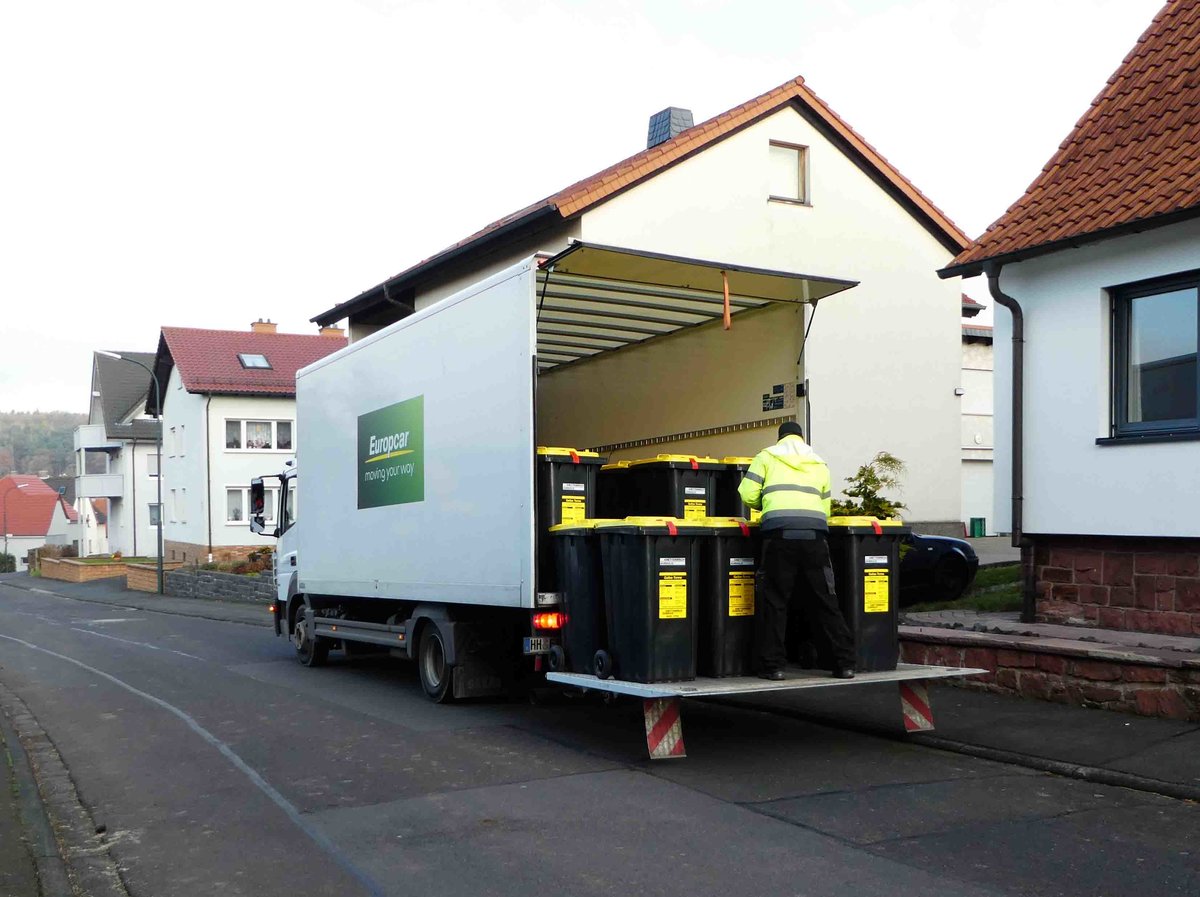 =MAN Atego von Europcar bringt die neuen  Gelben Tonnen  nach 36100 Petersberg-Marbach, 11-2016