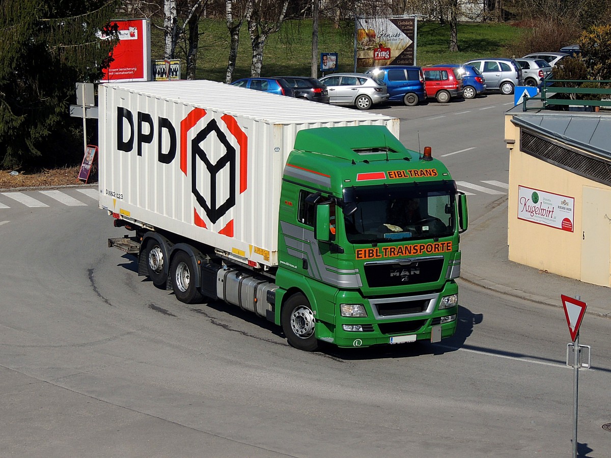 MAN von Eibl-Trans befördert einen DPD-Wechselcontainer; 140314