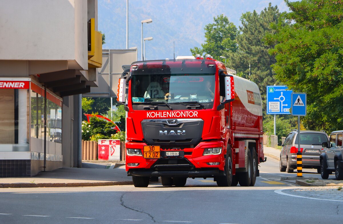 MAN TGS 26.470 am 10.07.26 in Brig in der Schweiz 