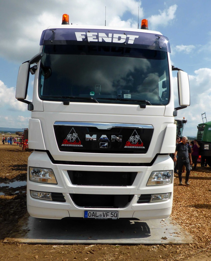 MAN TGX 26.540 als Sattelzugmaschine von Fendt, gesehen beim FENDT-Feldtag in Wadenbrunn im August 2014