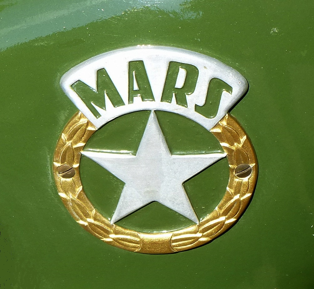 MARS, Tankemblem an einem Oldtimer-Motorrad, der Nrnberger Betrieb fr Fahrrder, Motorrder und PKW ging 1958 in Konkurs, Aug.2014