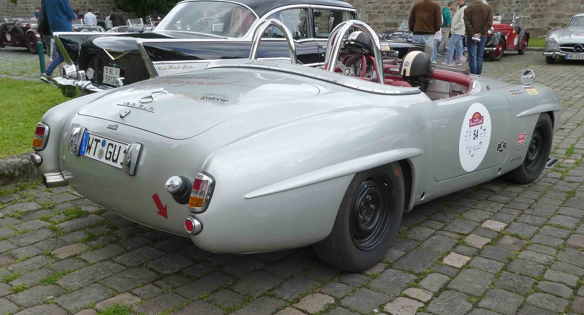 =MB 190 SLR, Bj. 1956, 2564 ccm, 160 PS, rastet in Fulda anl. der SACHS-FRANKEN-CLASSIC im Juni 2019