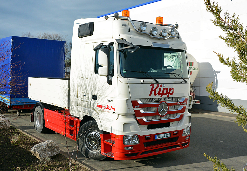 MB Actros V8 1855 Schaustellerfahrzeug  Kipp & Sohn  in Euskirchen - 04.02.2014