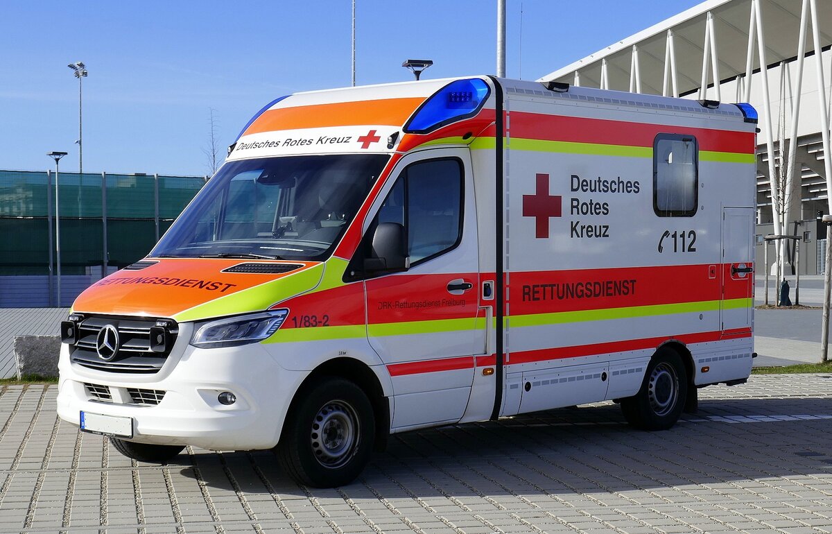 MB vom DRK-Rettungsdienst in Freiburg, Feb.2022