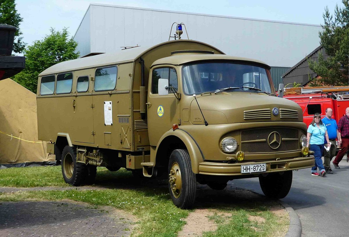 =MB LA 710 als ehemaliger Großraum-Krankenwagen des Zivilschutzes, gesehen beim  Roten Sommer  2018 in Fulda.