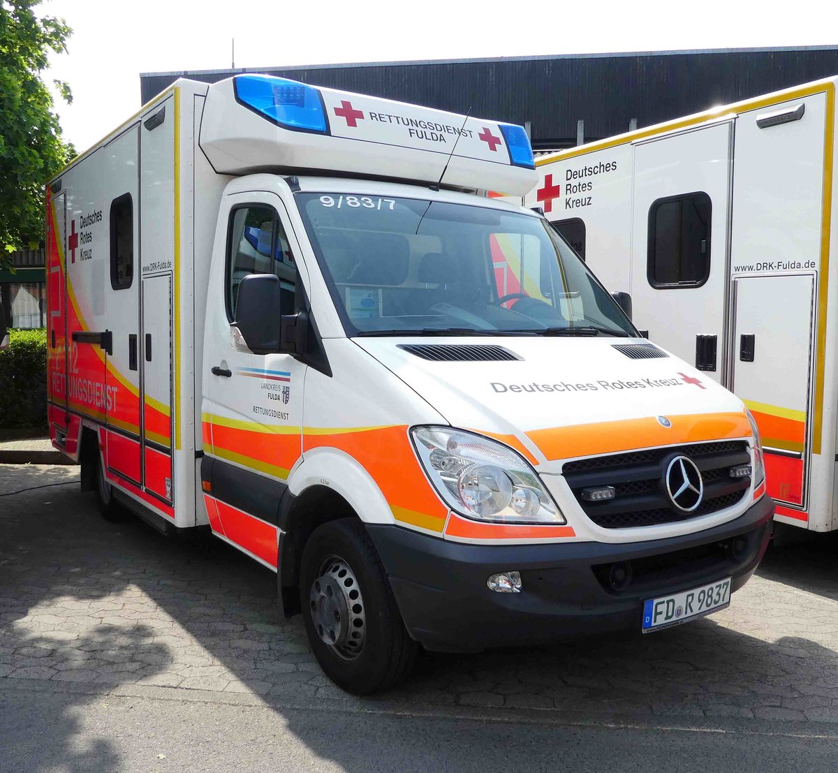 =MB Sprinter als Rettungsdienstfahrzeug des DRK Fulda, ausgestellt beim  Roten Sommer  2018 in Fulda.