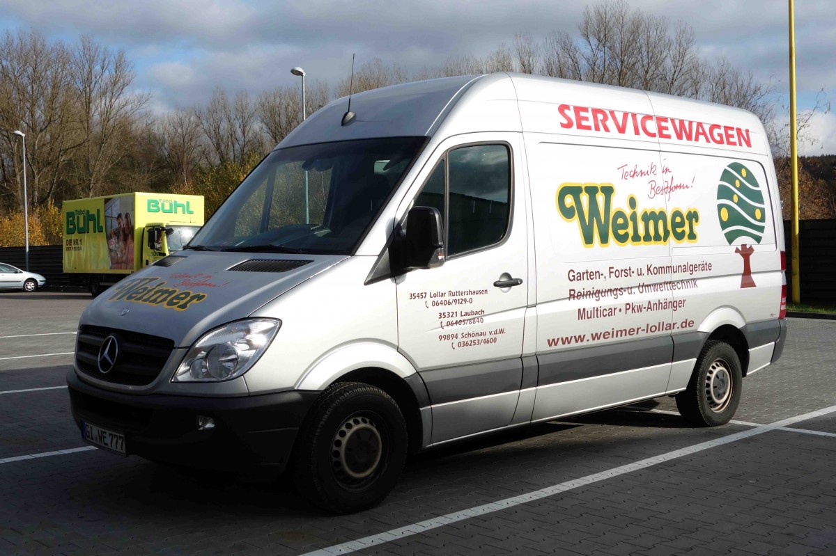 MB Sprinter als Servicefahrzeug der Firma  WEIMER , gesehen in 36110 Schlitz im November 2915