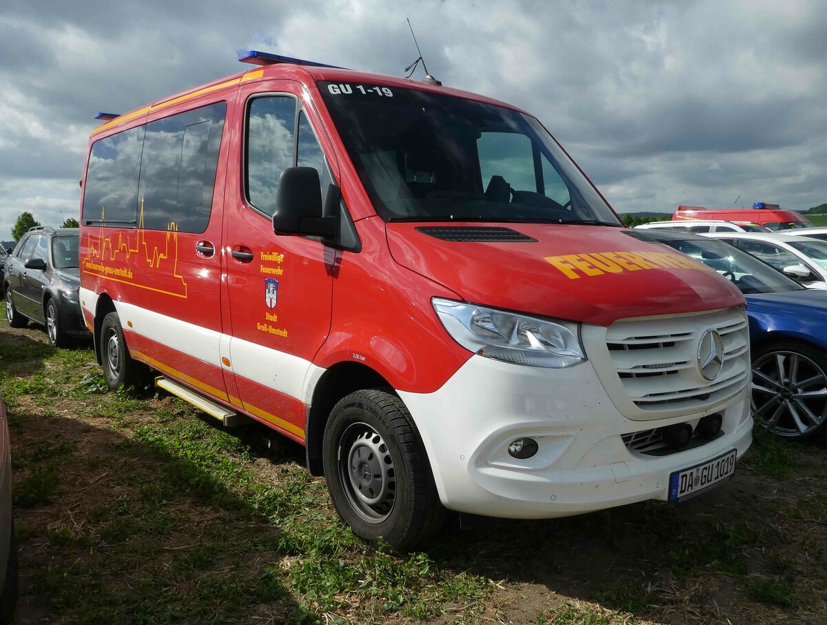 =MB Sprinter der Feuerwehr GROß-UMSTADT steht auf dem Parkplatz der RettMobil im Mai 2022
