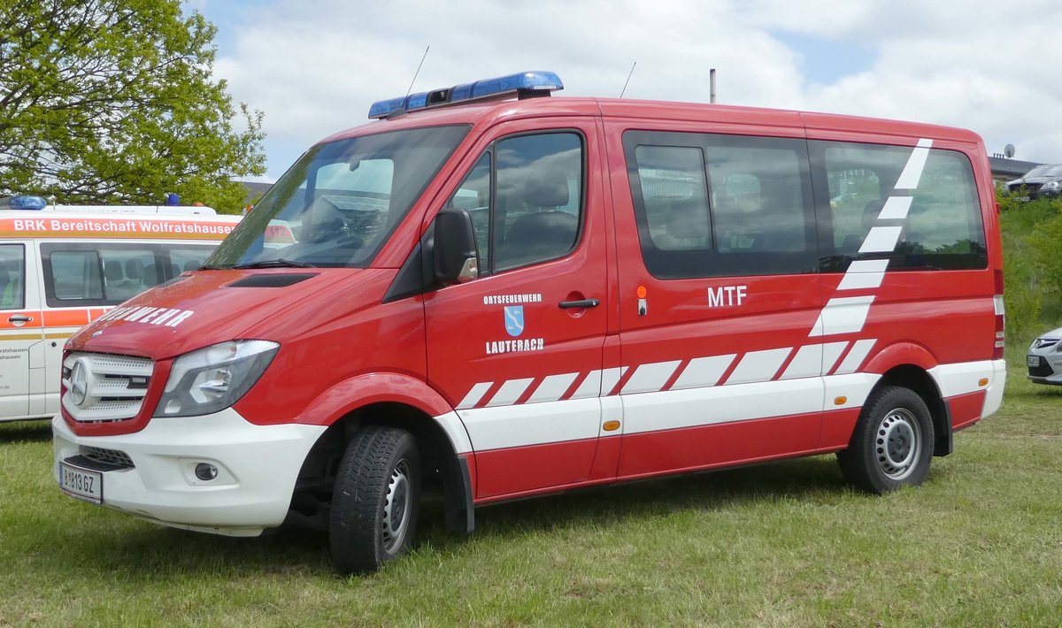=MB Sprinter der Feuerwehr LAUTERACH, abgestellt auf dem Besucherparkplatz der Rettmobil 2019 in Fulda, 05-2019
