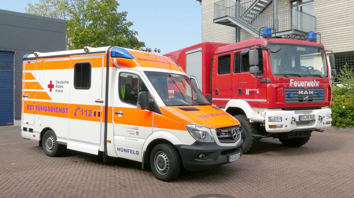 =MB Sprinter Rettungswagen des DRK und MAN TGM Gerätewagen Logistik der Feuerwehr HÜNFELD, 07-2019