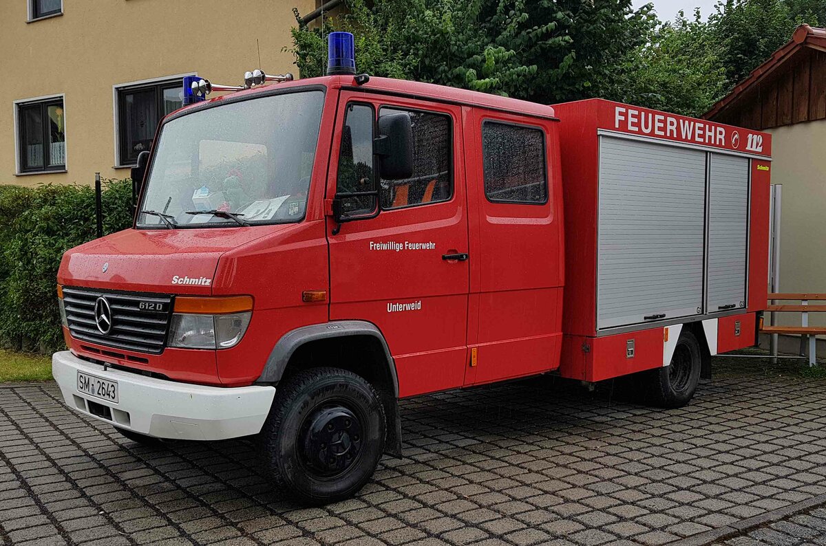 =MB Vario 612 D mit Schmitz-Aufbau der Feuerwehr UNTERWEID, 07-2022