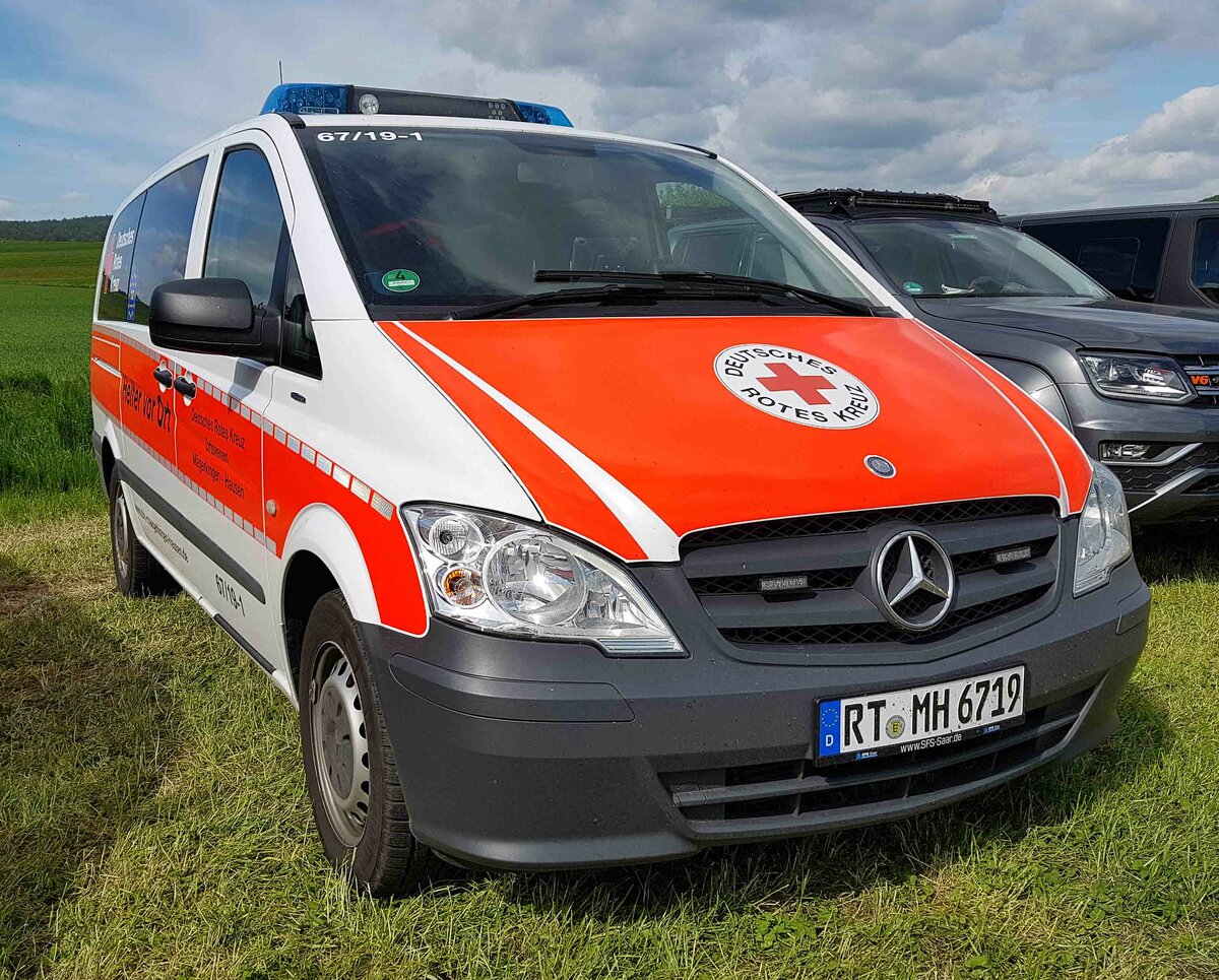 =MB Viano des DRK M�GERKINGEN-HAUSEN gesehen in Fulda anl. der RettMobil im Mai 2022