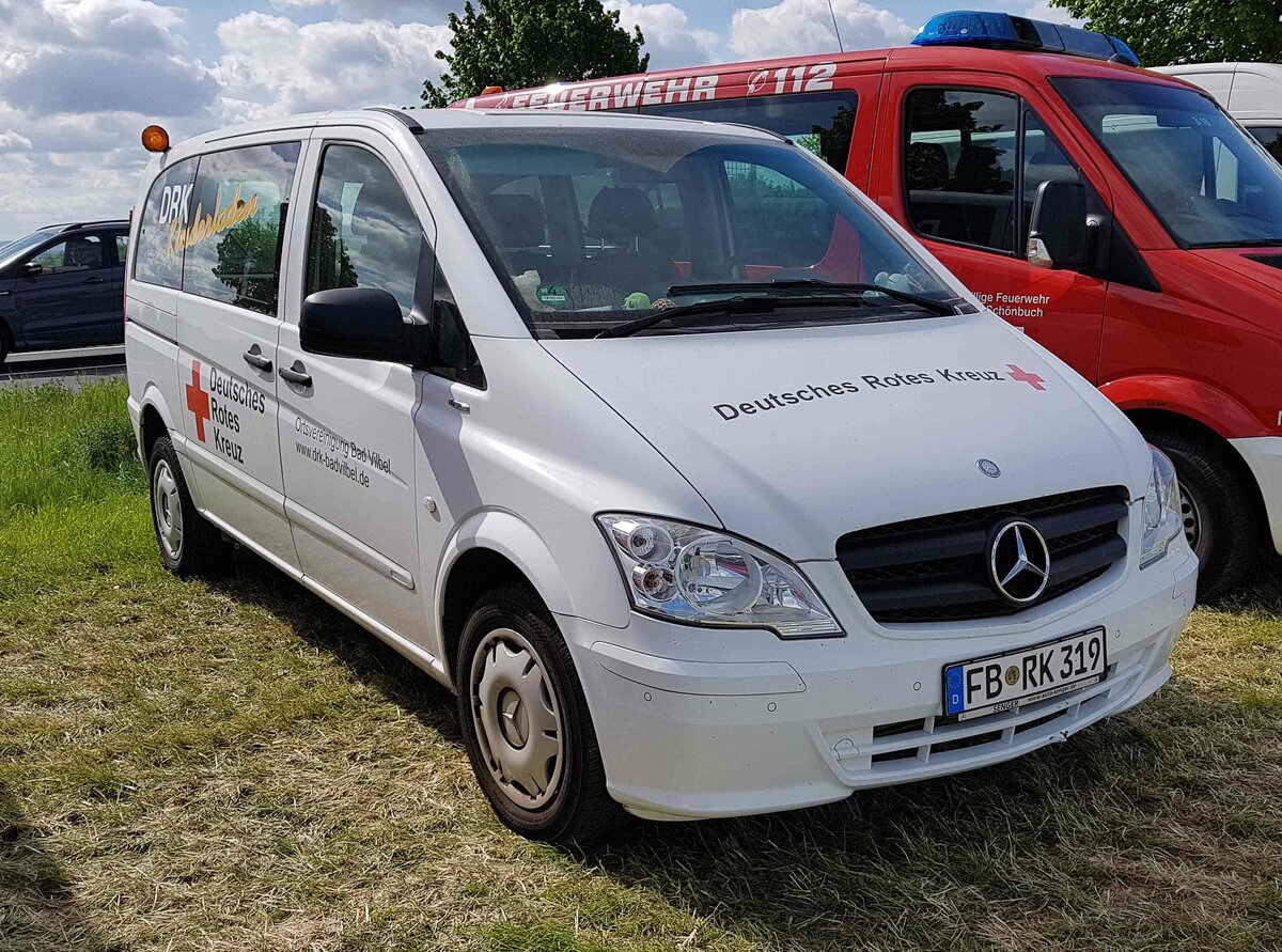 =MB Viano des DRK OV BAD VILBEL, parkt in Fulda anl. der RettMobil im Mai 2022