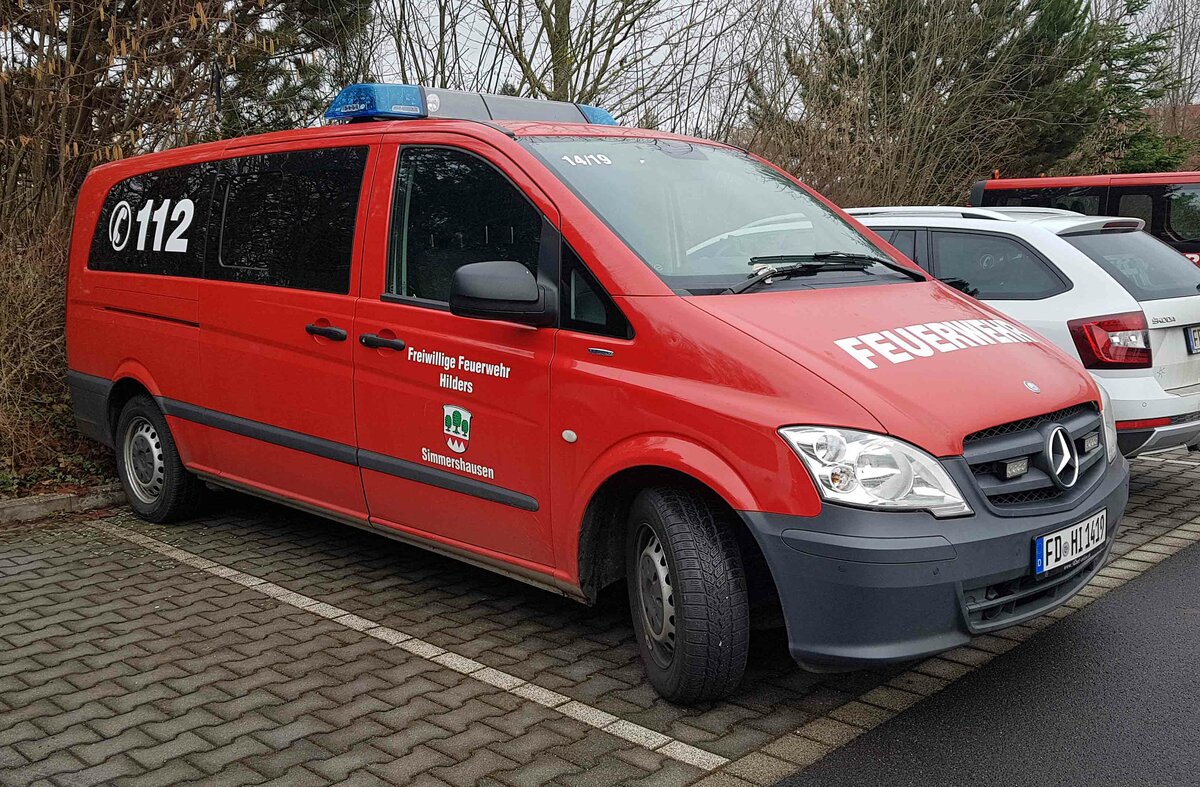=MB Viano der Feuerwehr von HILDERS-SIMMERSHAUSEN, steht im Januar 2023 anl. eines Ausbildungsvorhabens an der Feuerwache H�NFELD MITTE.
