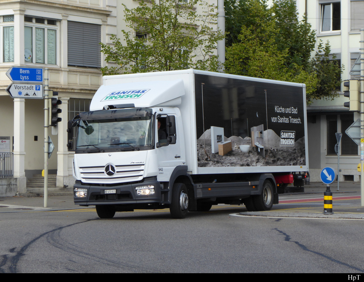 Mercedes Ateco mit Kastenaufbau unterwegs in der Stadt Solothurn am 22.09.2020