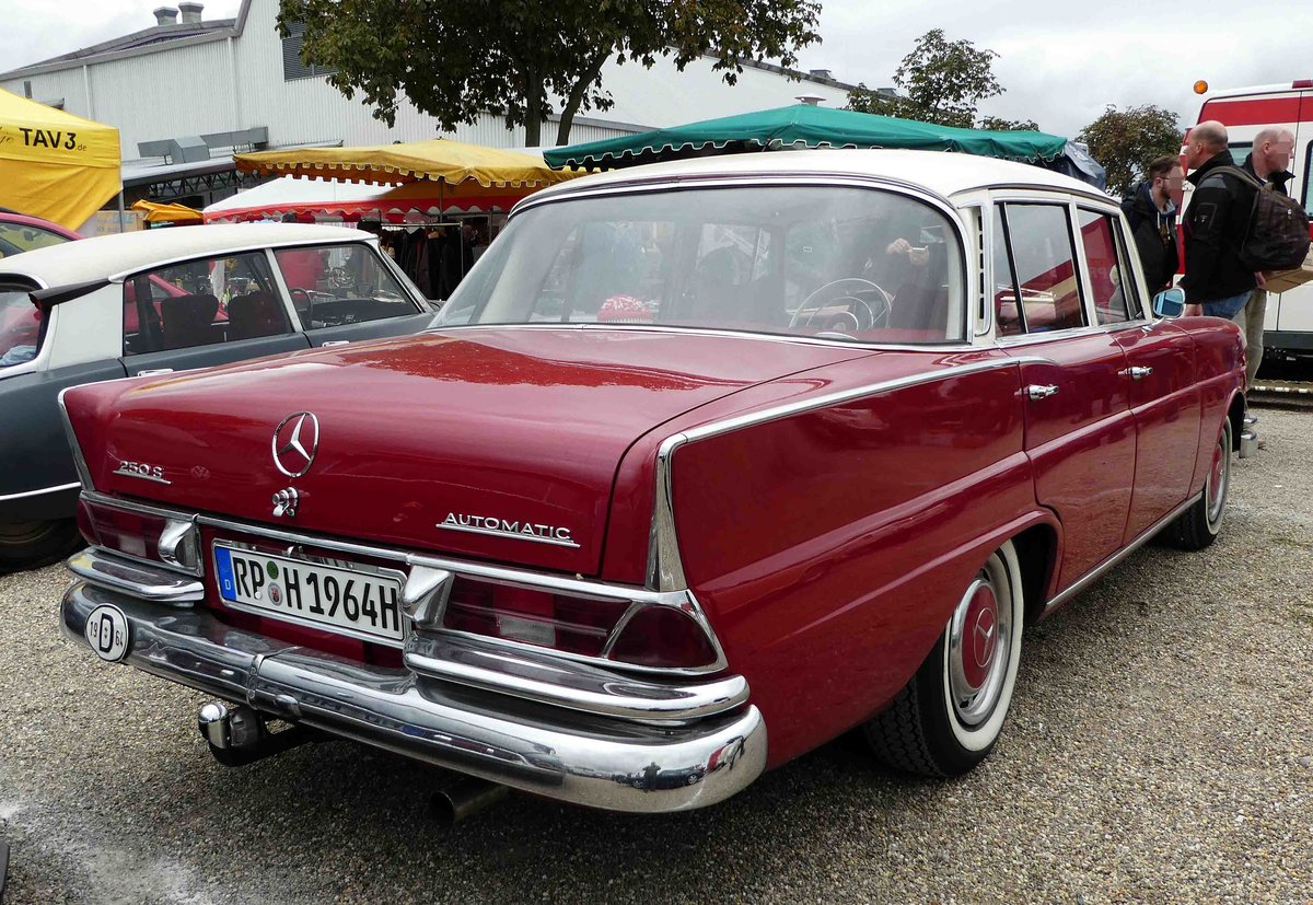 =Mercedes Benz 250 S Automatic, fotografiert bei dem Veterama 2016 in Mannheim, Juli 2016